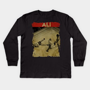 TEXTURE ART- Muhammad Ali - RETROSTYLE Kids Long Sleeve T-Shirt